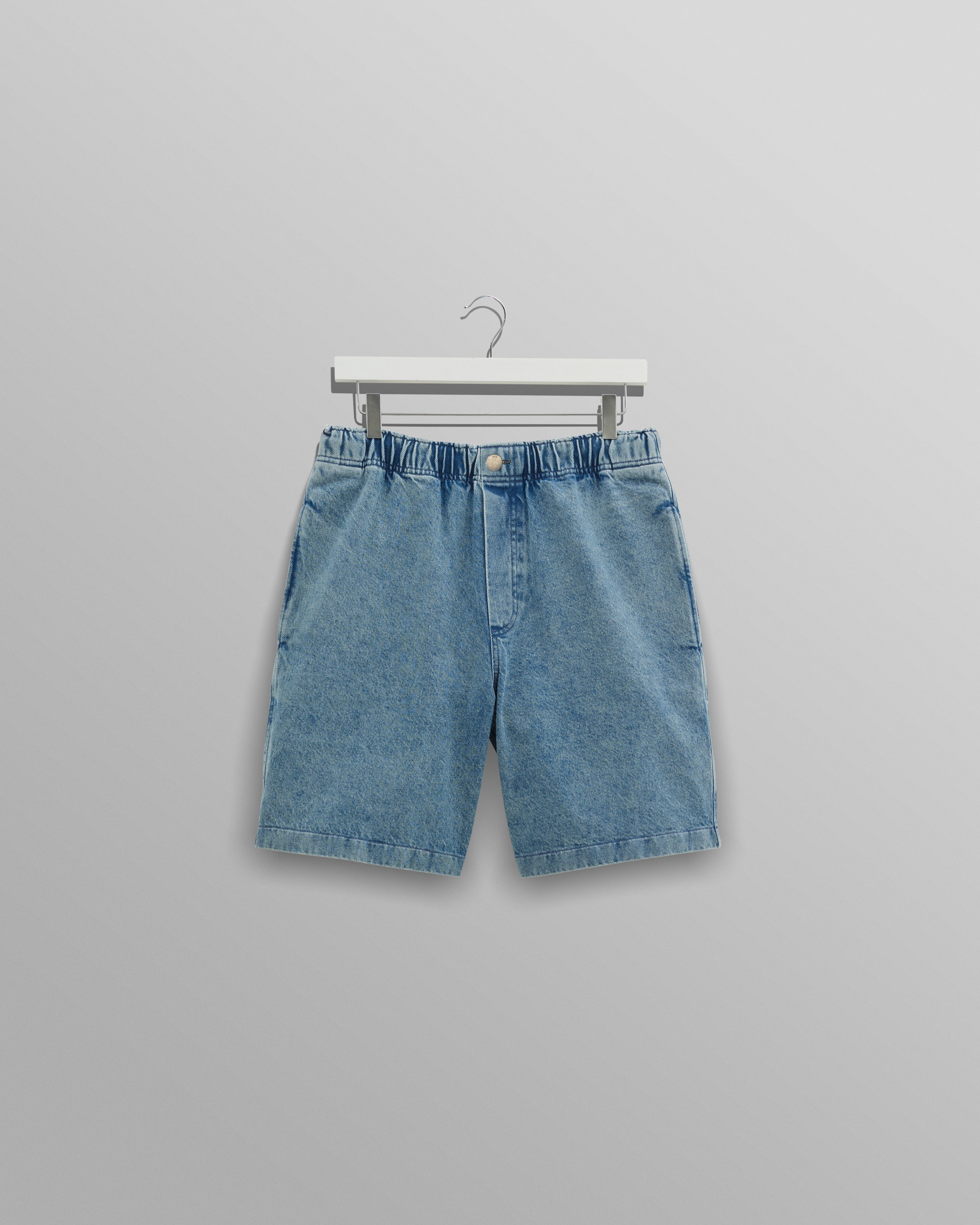 Fashion wax jeans shorts