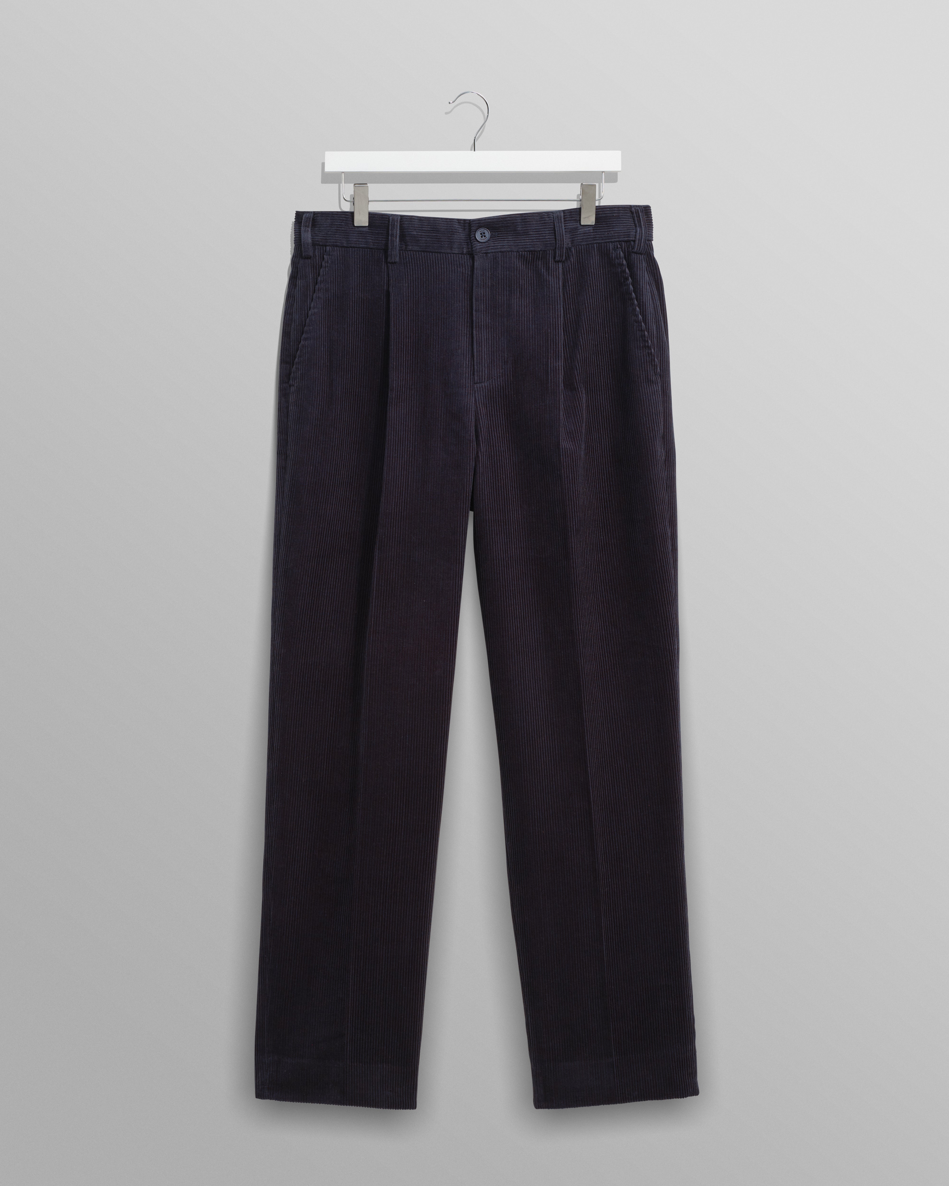 wax london men's Aubyn - Navy Soft Corduroy Pleated Trousers