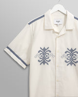 wax london men's Didcot - Ecru Motif Embroidered Short-Sleeve Shirt