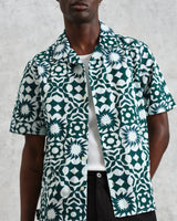 wax london men's Didcot - Green And White Geometric Cotton Short-Sleeve Shirt
