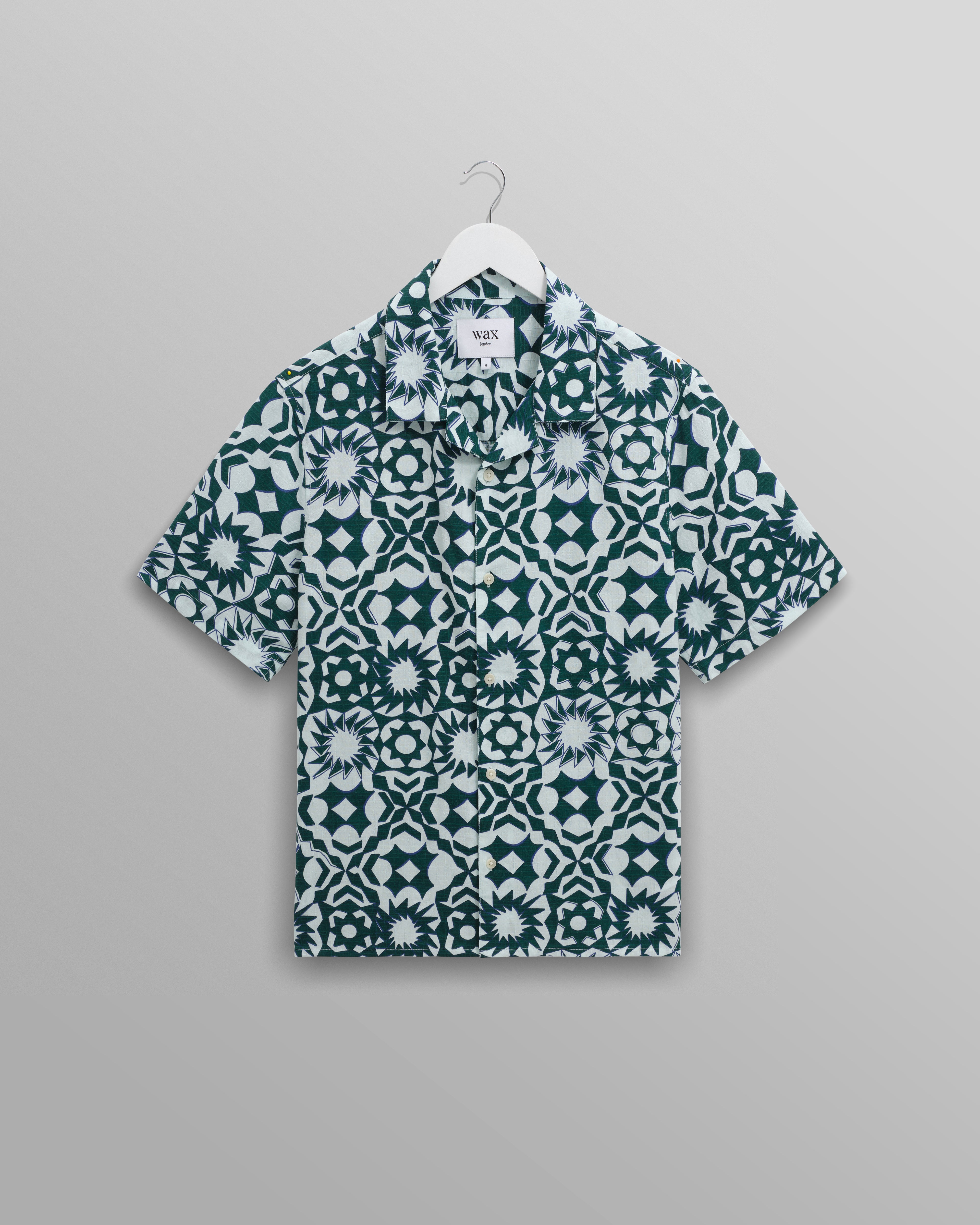 wax london men's Didcot - Green And White Geometric Cotton Short-Sleeve Shirt