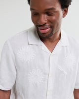 wax london men's Didcot - White Flower Embroidered Short-Sleeve Shirt