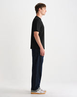 Dean – Angerautes Kurzarm-T-Shirt in Schwarz
