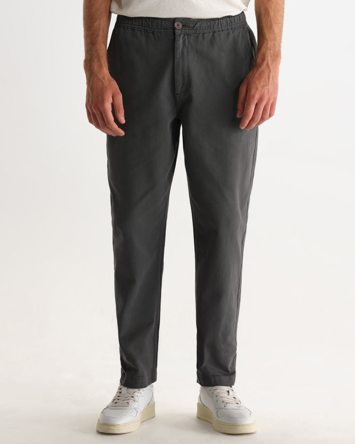 Relaxed, Tapered Fit