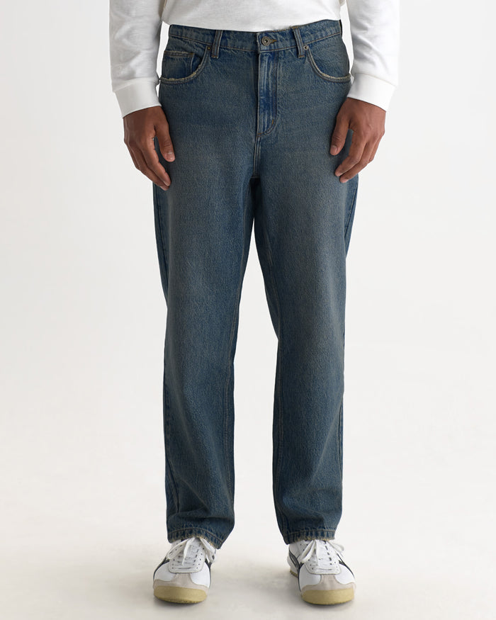 Straight Fit