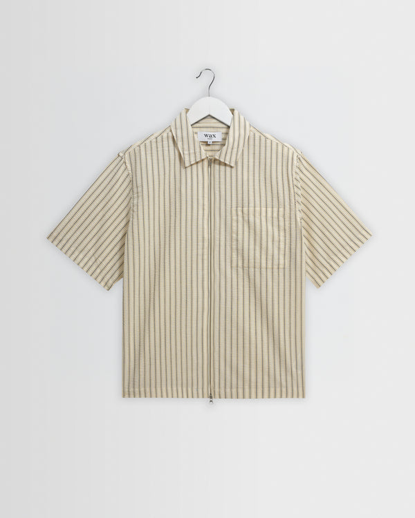 Men's Natural And Navy Stripe Seersucker Short-Sleeve Shirt | Wax