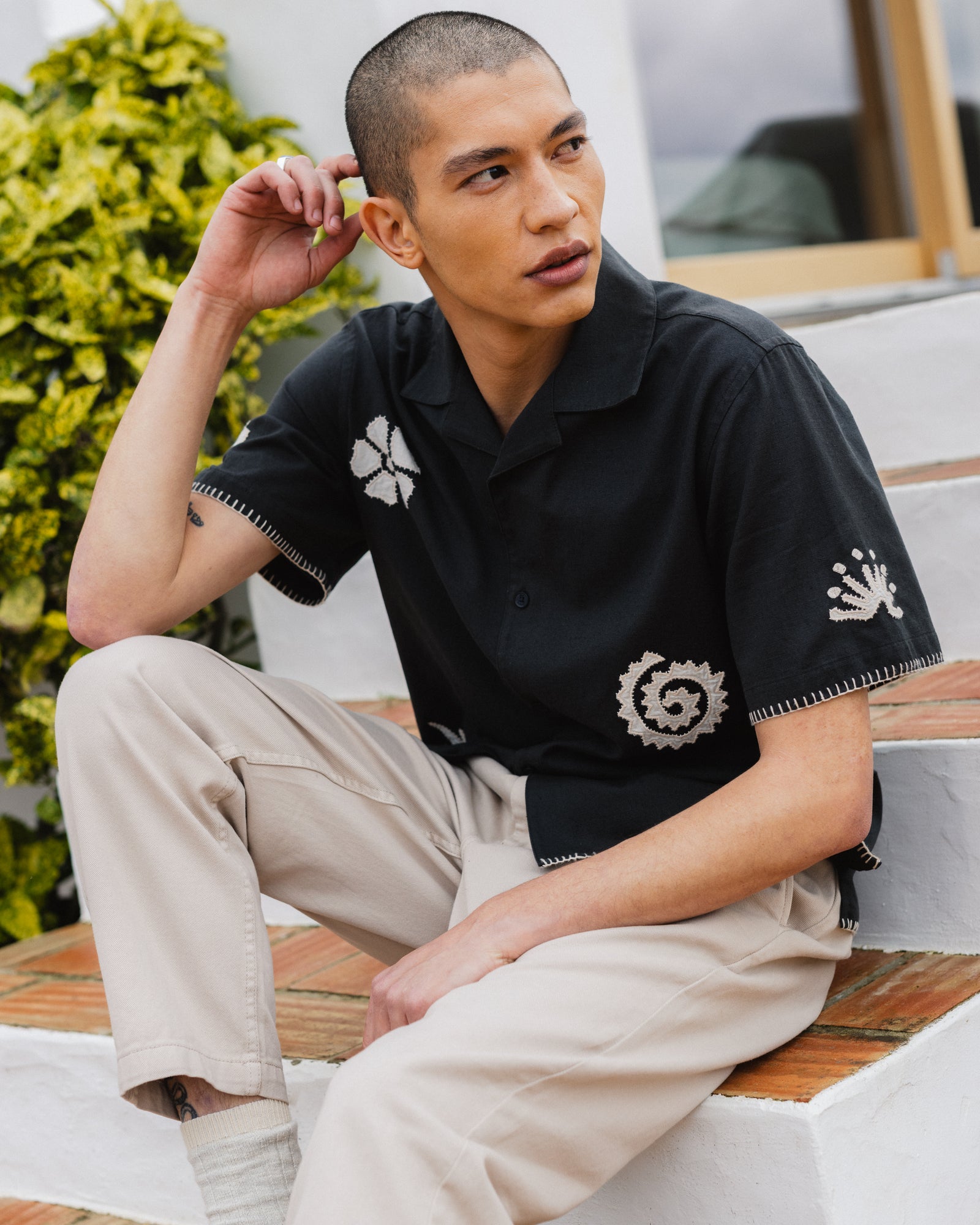 Men's Black Doodle Applique Short-Sleeve Shirt | Wax London
