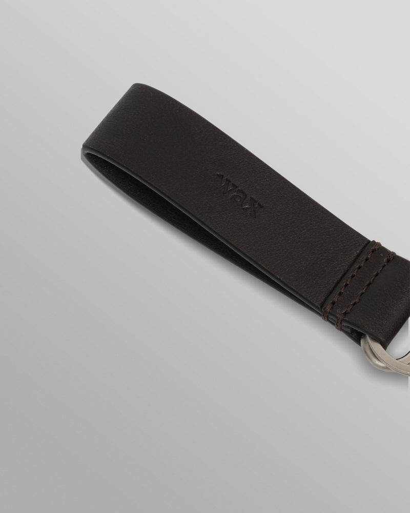 wax london men's Boston - Dark Brown Retro Grain Leather Keyring