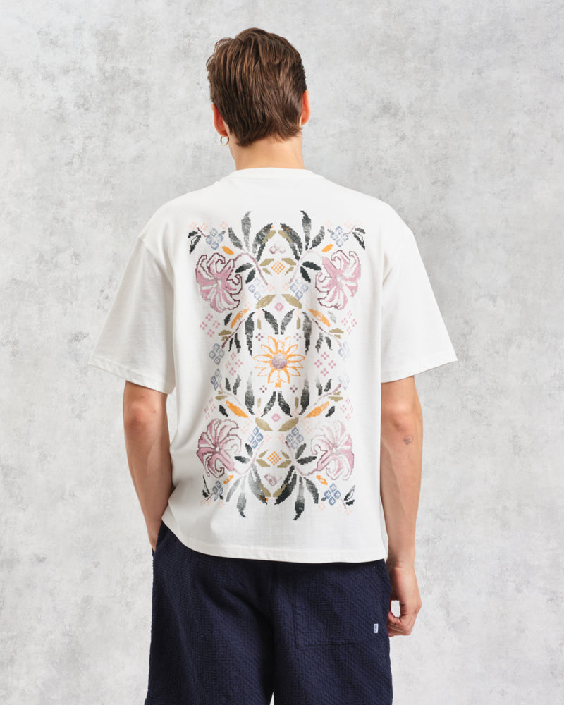 wax london Dean T-Shirt Ecru Botanic Graphic Print