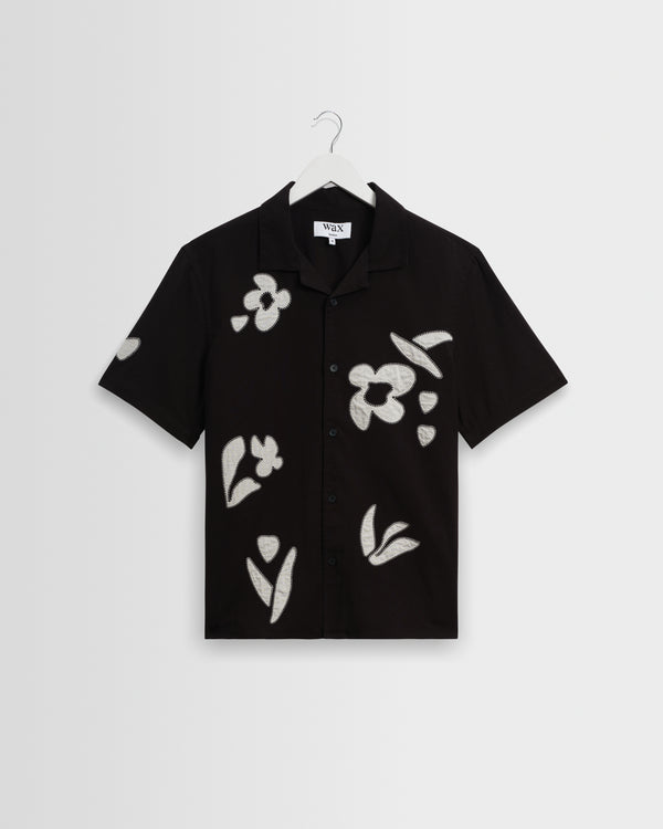 wax london men's Didcot - Black And Beige Abstract Applique Short-Sleeve Shirt