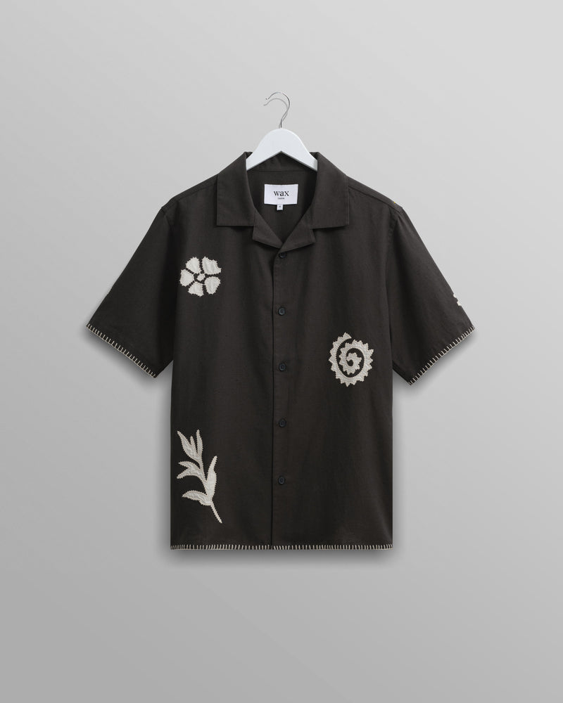 wax london Didcot - Black Doodle Appiqué Short-Sleeve Shirt