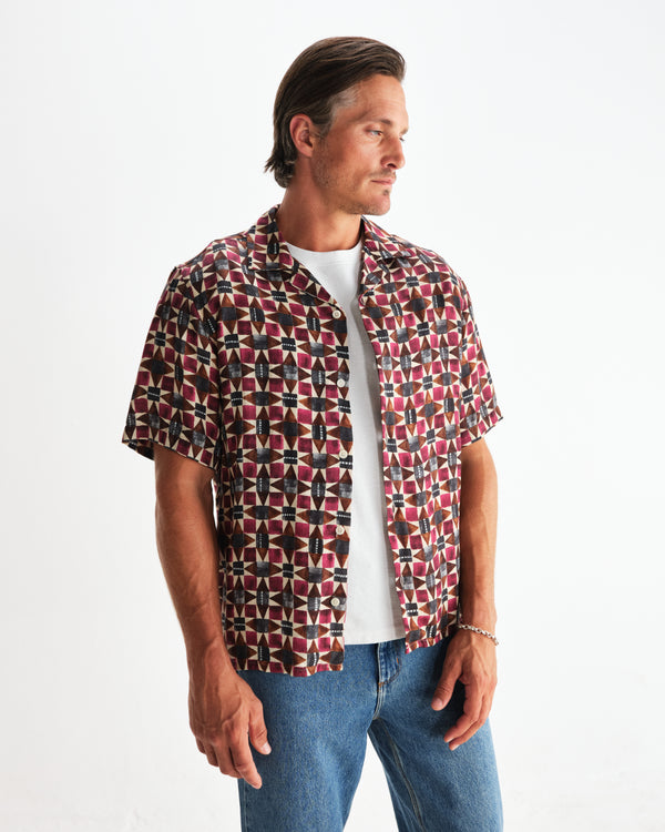 wax london men's Didcot - Burgundy Painted Geometric Short-Sleeve Shirt