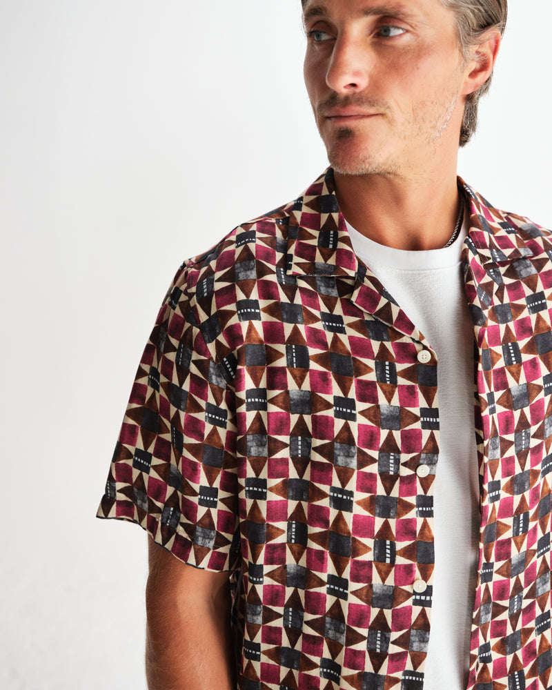 wax london men's Didcot - Burgundy Painted Geometric Short-Sleeve Shirt