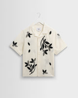 wax london men's Didcot - Ecru And Black Bloom Applique Short-Sleeve Shirt