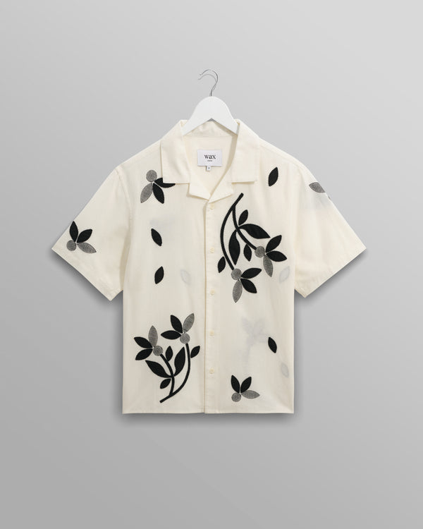 wax london Didcot - Ecru And Black Bloom Appliqué Short-Sleeve Shirt