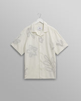 wax london men's Didcot - Ecru Floral Embroidered Short-Sleeve Shirt