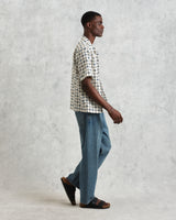 wax london Didcot - Ecru And Multicolour Geometric Tile Seersucker Short-Sleeve Shirt