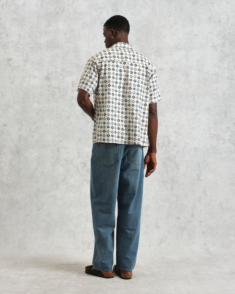 wax london Didcot - Ecru And Multicolour Geometric Tile Seersucker Short-Sleeve Shirt