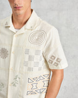 wax london Didcot - Ecru Doodle Embroidered Short-Sleeve Shirt