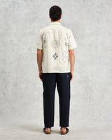 wax london Didcot - Ecru Doodle Embroidered Short-Sleeve Shirt