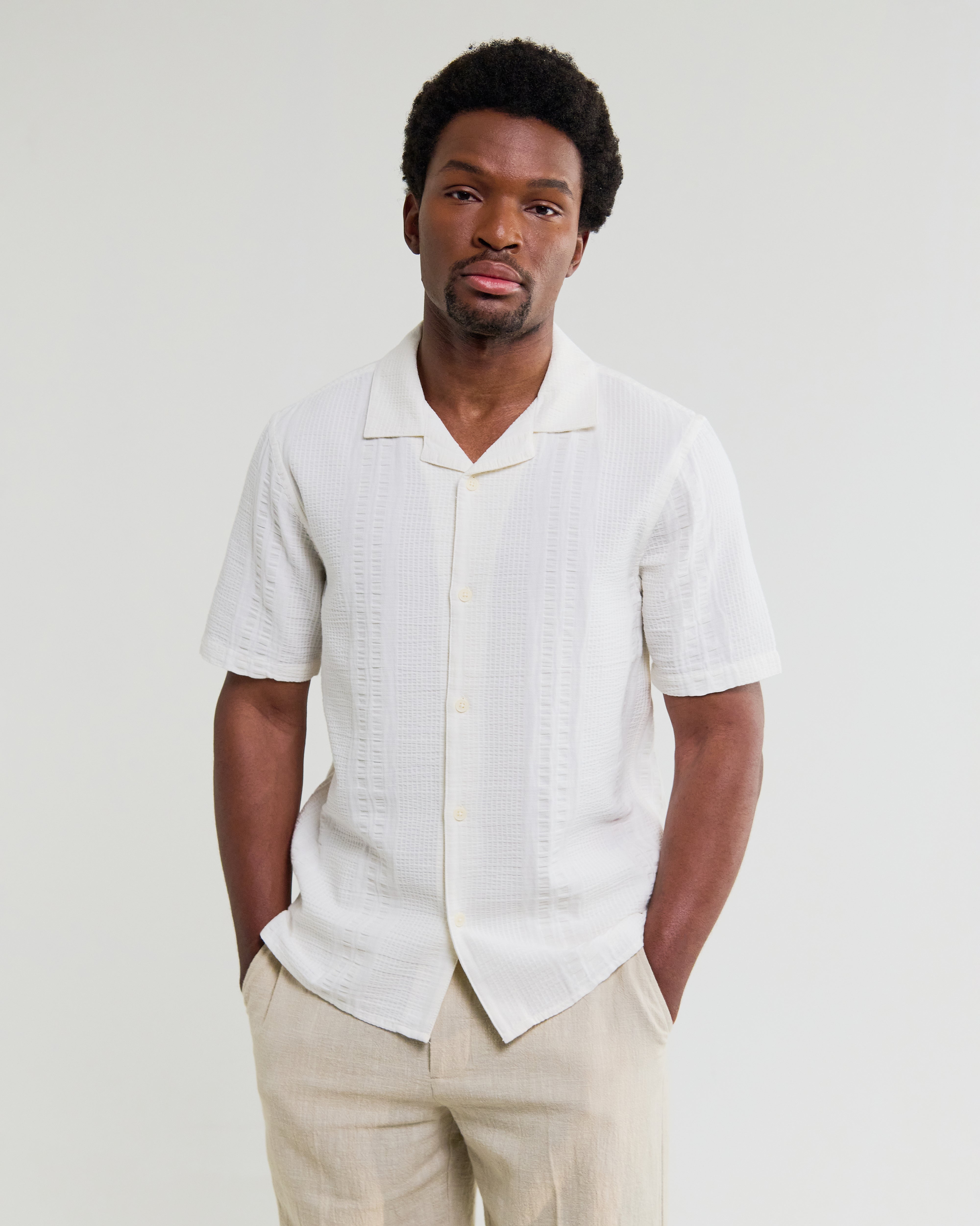 Men's Ecru Seersucker Short-Sleeve Shirt & Wax London