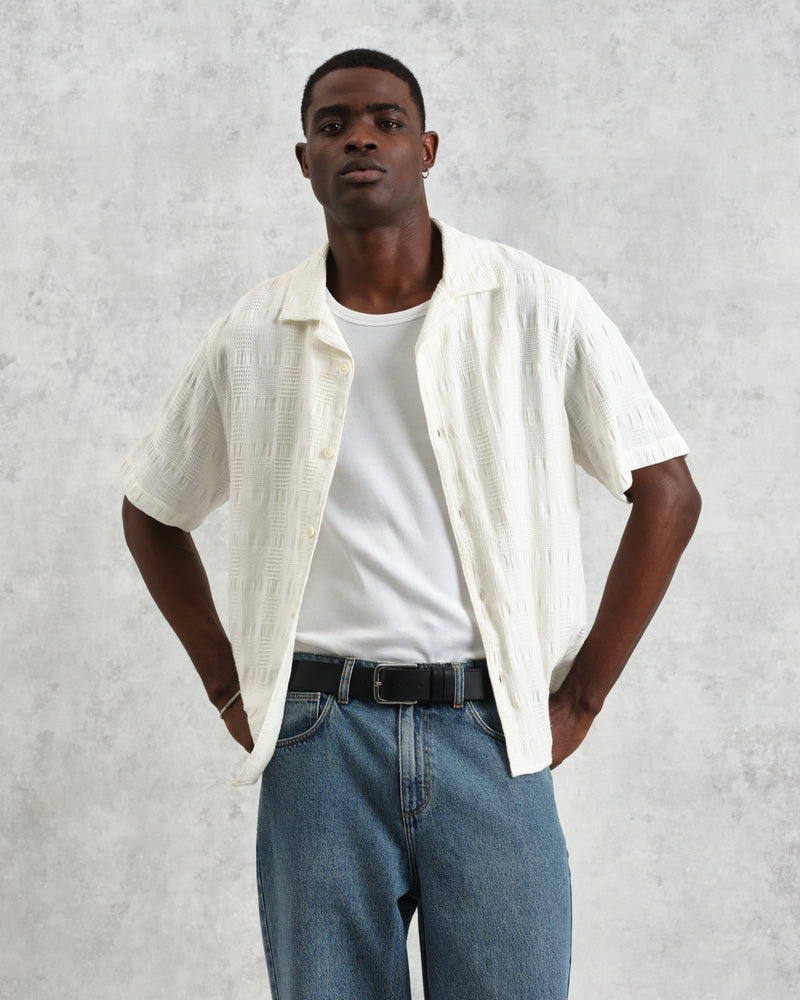 wax london Didcot - Ecru Waffle Seersucker Cotton Short-Sleeve Shirt