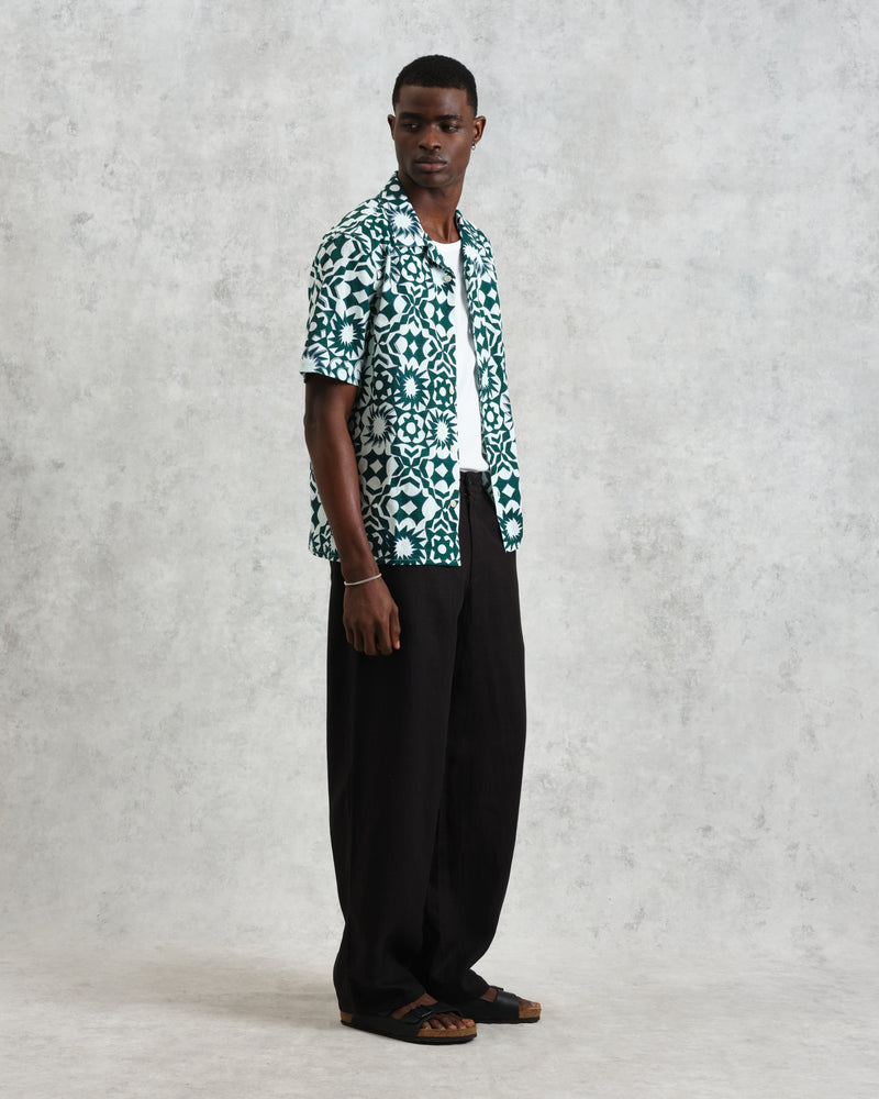 wax london Didcot - Green And White Geometric Cotton Short-Sleeve Shirt