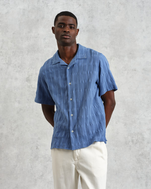 wax london men's Didcot - Mid-Blue Seersucker Cotton Short-Sleeve Shirt
