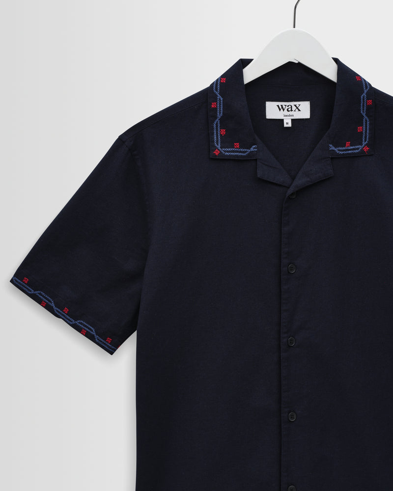 Men's Navy Cross-Stitch Border Short-Sleeve Shirt | Wax London