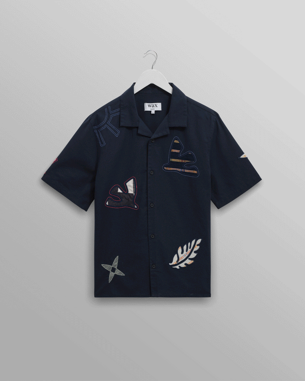 wax london men's Didcot - Navy Doodle Appliqué Short-Sleeve Shirt