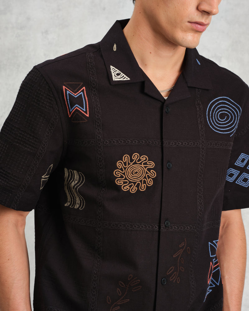 wax london Didcot - Navy Doodle Embroidered Short-Sleeve Shirt