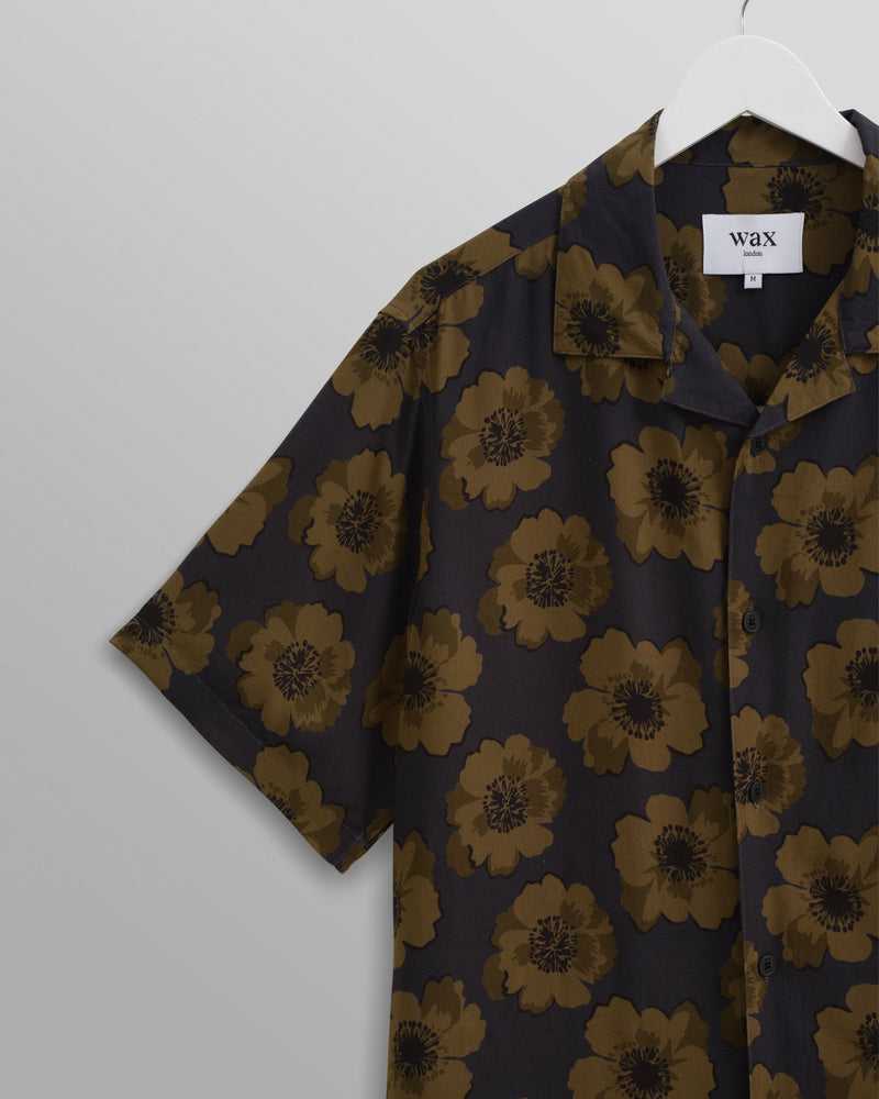 wax london Didcot - Navy Winter Poppy Print Short Sleeve Shirt