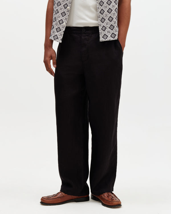 WASHED LINEN TWILL 2-TUCK PANTS｜BLACK The Linen Twill Pants