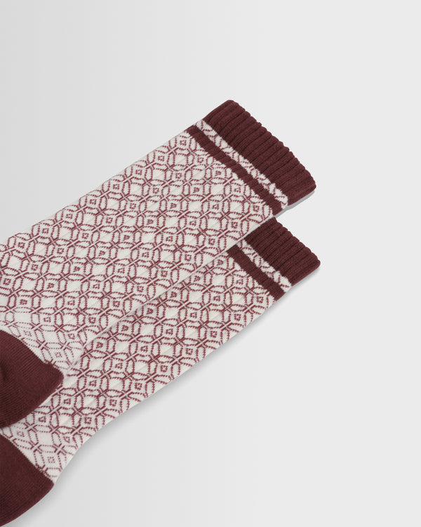 wax london men's Thorpe - Ecru And Burgundy Diamond Jacquard Socks